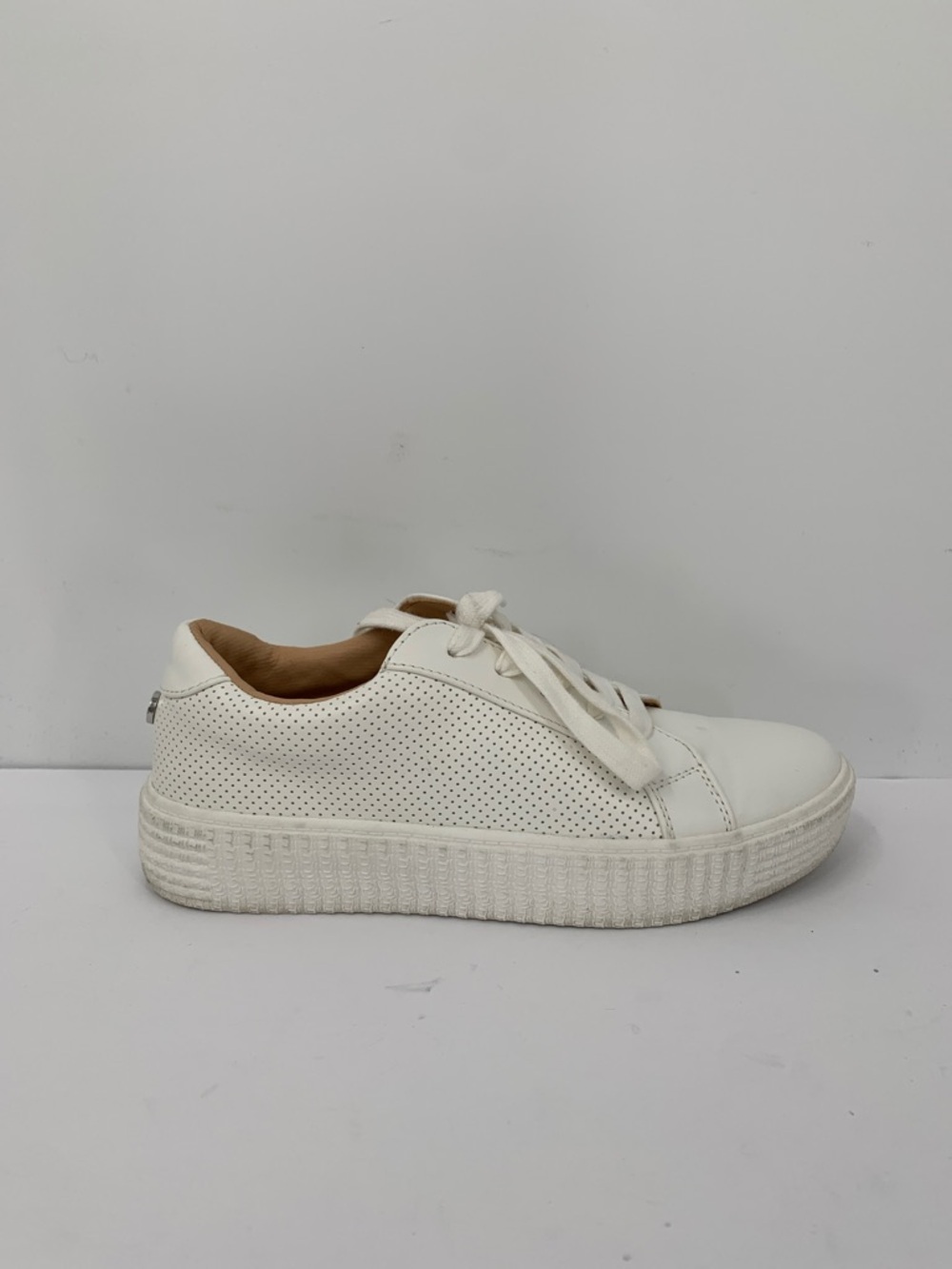 Steve Madden Toliver lace-up sneaker shoe white platform perforated women 8.5
